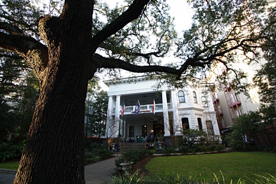 New Orleans: 2-Hour Homes of the Rich & Famous Walking Tour - Whats Included in the Tour