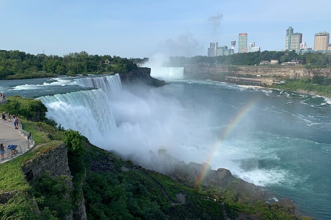 Niagara Falls Adventure Tour With Maid of the Mist Boat Ride - Guide Performance and Insights