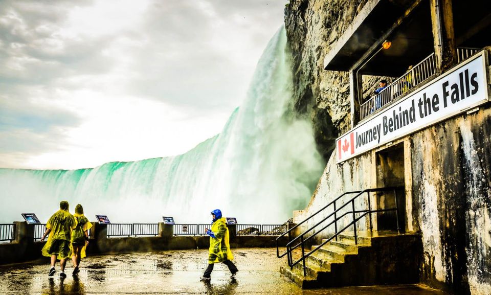 Niagara Falls Tour From Niagara Falls, Canada - Getting to Niagara Falls