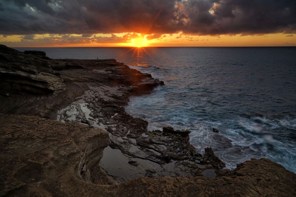 Oahu: Half-Day Sunrise Photo Tour From Waikiki - Waterfall Photography Stop