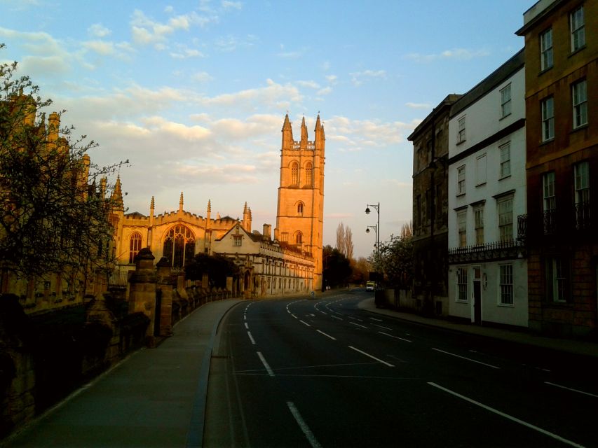 Oxford: C.S. Lewis & J.R.R. Tolkien Guided Walking Tour - Frequently Asked Questions