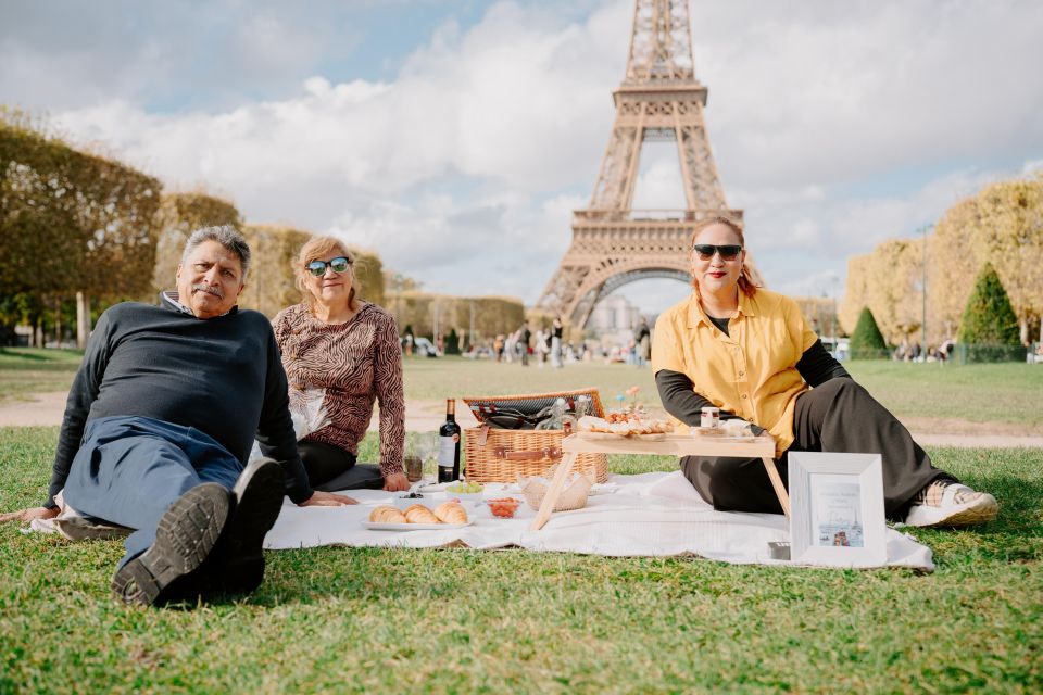 Paris: Picnic Experience in Front of the Eiffel Tower - Frequently Asked Questions