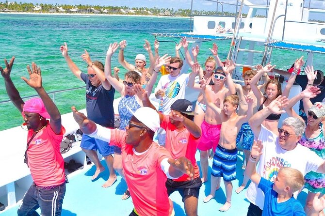 Party Boat / Catamaran Party in Punta Cana / Free Drinks - Booking Information