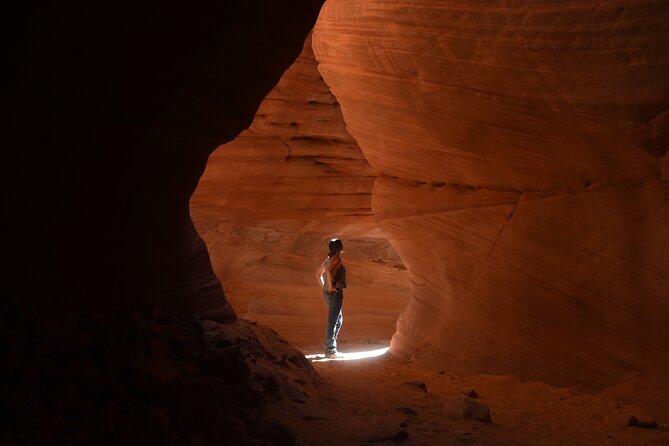 Peekaboo Slot Canyon 4WD Tour - Traveler Reviews and Feedback