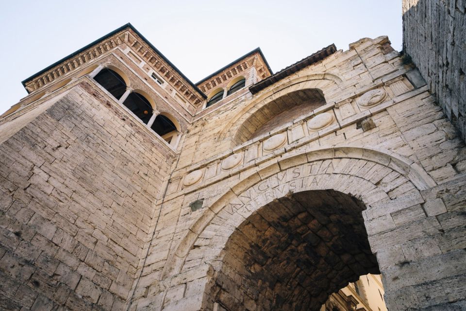 Perugia: Old Town Walking Tour, Piazza IV Novembre - Booking and Cancellation Policies