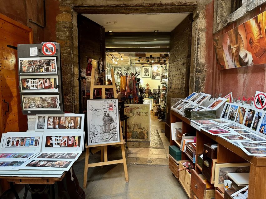 Photographic and Historical Workshop of Old Lyon - Historical Significance of Old Lyon