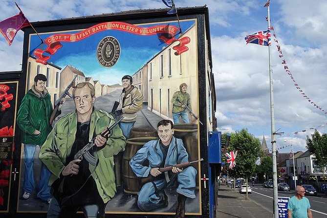 Political Taxi Tour Belfast (1-7 People) - Customer Reviews