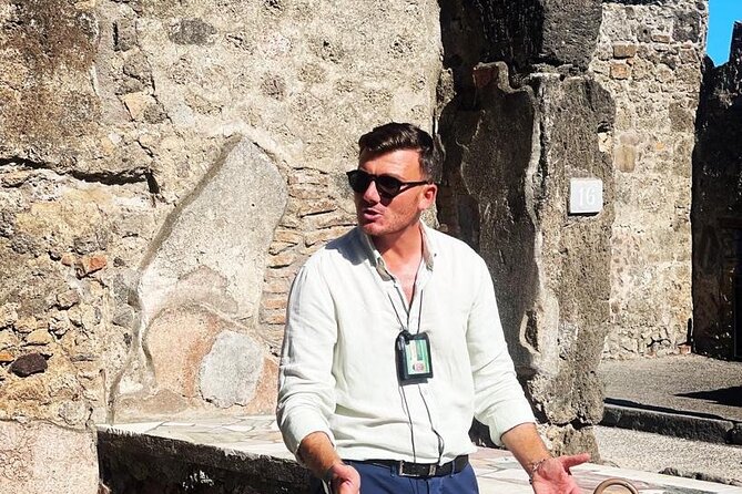 Pompeii Tour With LOCAL GUIDE and SKIP the LINE Entrance - Tips for a Great Experience