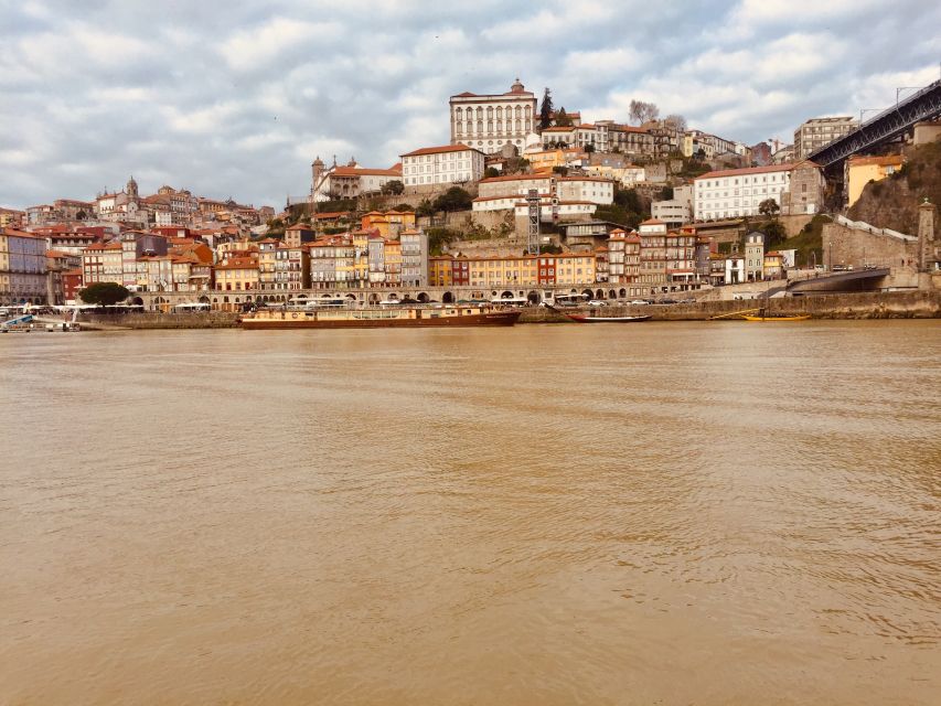 Porto: Private City Tour in Convertible Car With Transfers - Pricing and Inclusions