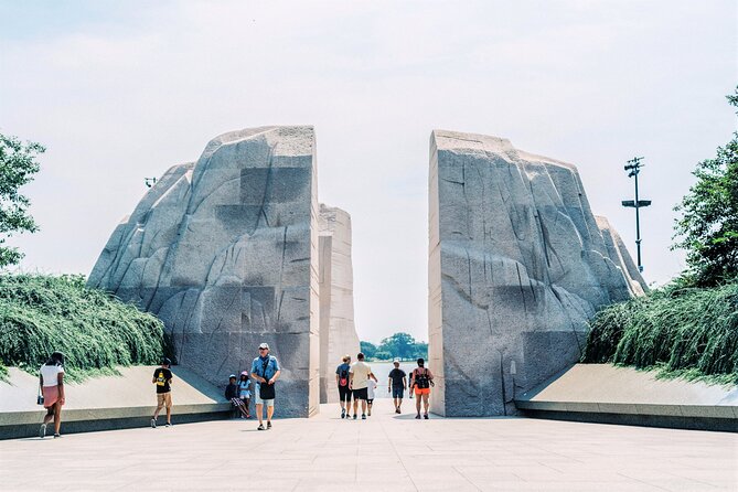 Potomac River Cruise & City Bus Tour With Optional Entry Tickets - Tips for Travelers