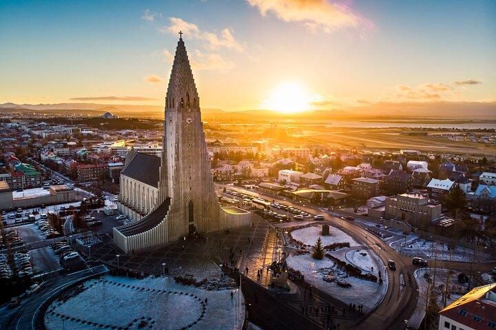 Private Bespoke 6-hour Reykjavik City Tour - Local Insights