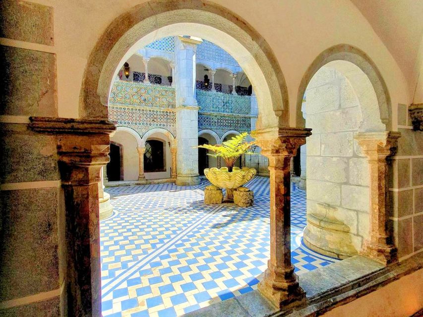 Private Lisbon: Sintra > Pena Palace > Quinta Regaleira > Cascais - Seaside Town of Cascais