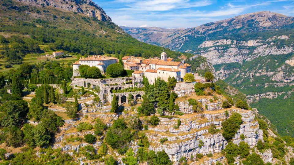 Provence & Its Medieval Villages Full Day Sightseeing Tour - What to Expect