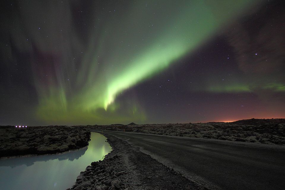 Reykjavik: Golden Circle & Northern Lights 4x4 Tour - Booking Information