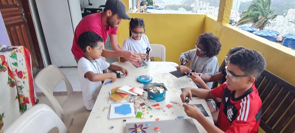 Rio De Janeiro: Favela Tour Santa Marta With Guide - Community Engagement