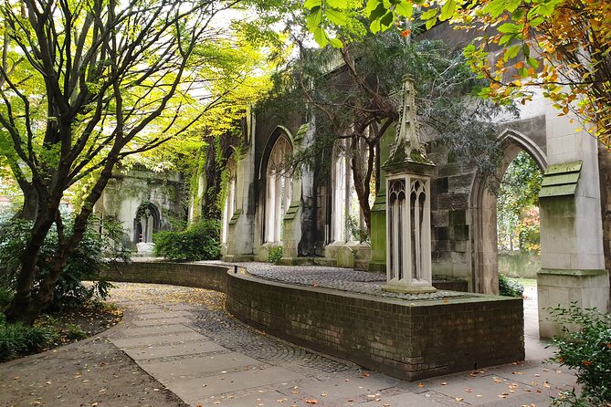 Roman Ruins to Blitz Bombings: A Walking Tour of Londons Fiery History - Conveniently Located Meeting and End Points