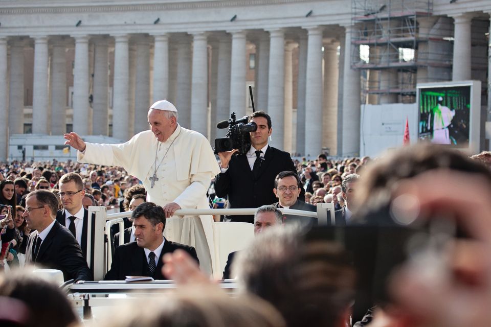 Rome: Escorted Papal Audience Experience With Entry Ticket - What to Expect