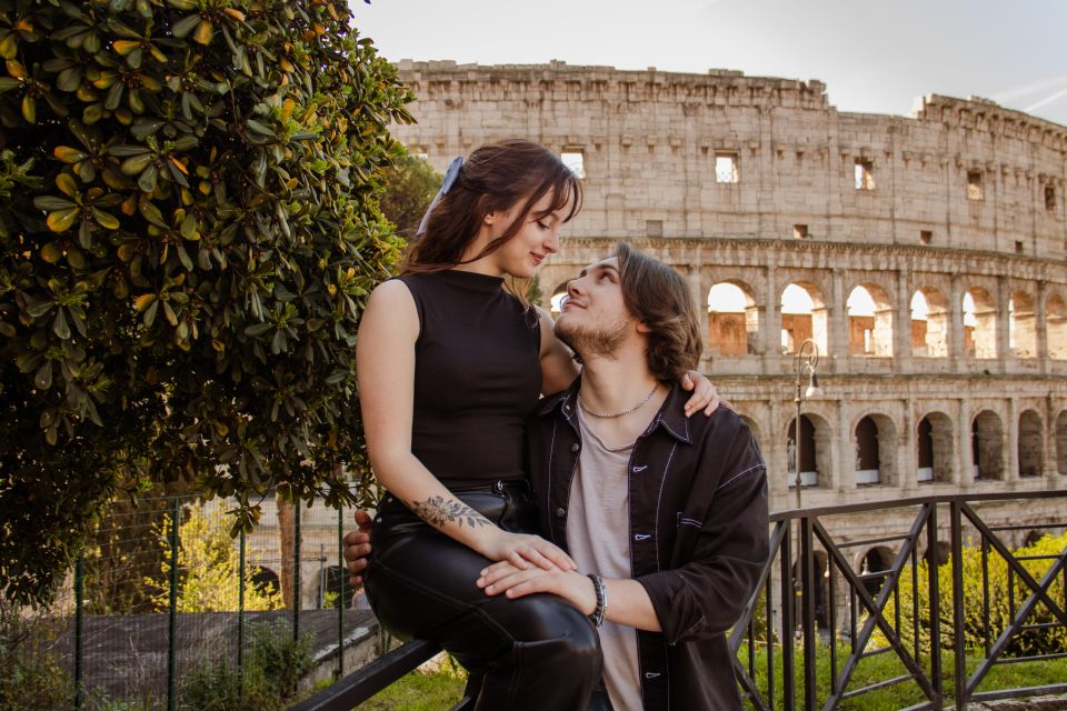 Rome: Unforgettable Photoshoot Experience in Colosseum - Meeting Point and Location