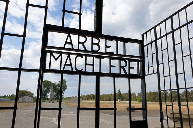 Sachsenhausen Concentration Camp - Tour in Italian - Booking Process