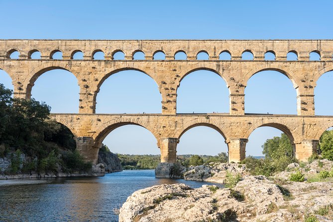 Saint Remy, Les Baux and Pont Du Gard Small Group Day Trip - Practical Considerations