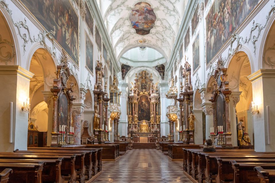 Salzburg: Old Town Highlights Private Walking Tour - Tips for Tour Participants