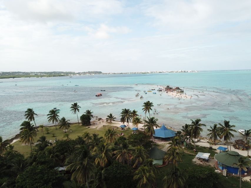 San Andrés: Island Pontoon Boat Tour - Tips for a Great Experience