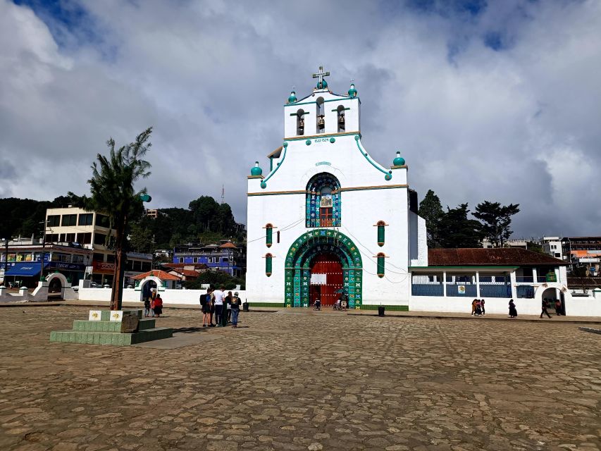 San Juan Chamula & Zinacantan Indigenous Villages Tour - Visiting Zinacantan