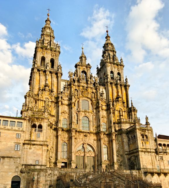 Santiago De Compostela Full-Day Tour From Porto - Likely to Sell Out