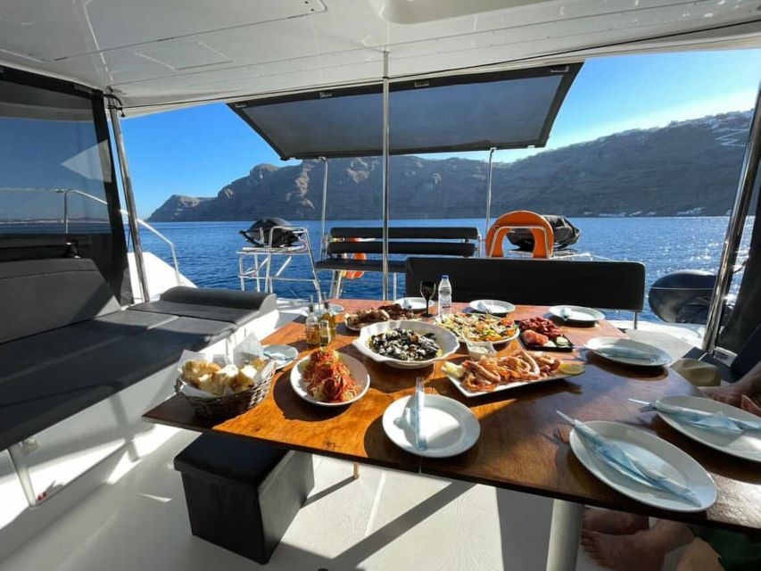 Santorini: Catamaran Cruise With Lunch, Drinks, & Oia Visit - Tips for Travelers
