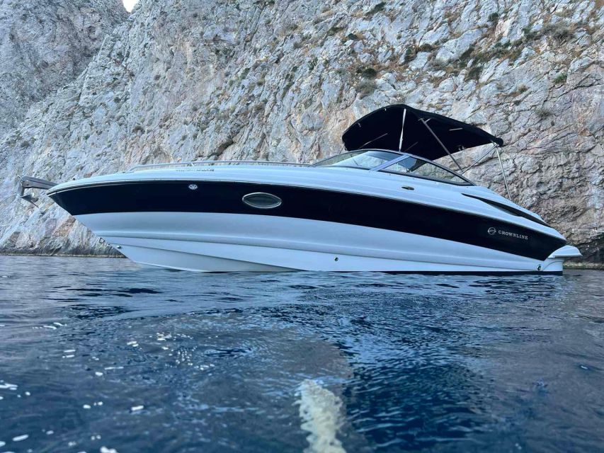 Santorini: Luxury Private Speedboat With Food and Drinks - Activities and Attractions