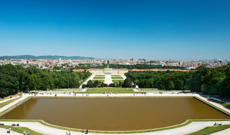 Schoenbrunn Palace Private Walking Tour - Accessibility Features