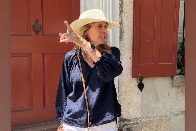 SMALL Group Historic Walking Tours With Certified Guides - Personal Engagement and Interaction