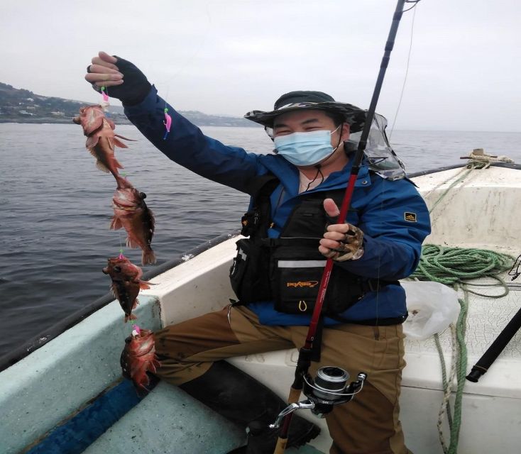Sport Fishing by Boat & Chilean Empanadas From Valpara - What to Bring