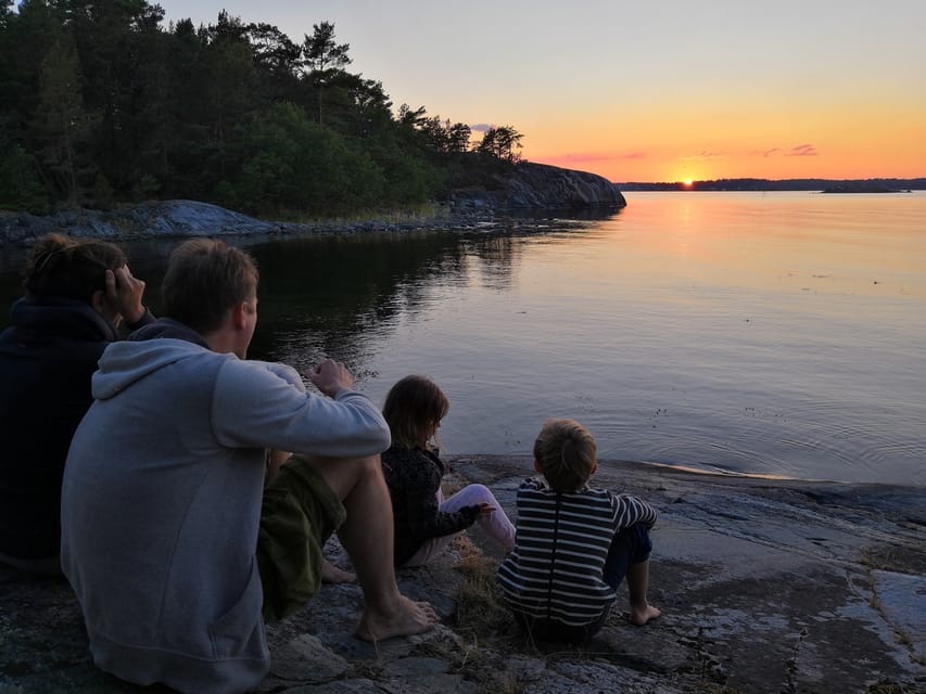 Stockholm: Stockholm Archipelago Full-Day Kayak Tour - What to Bring