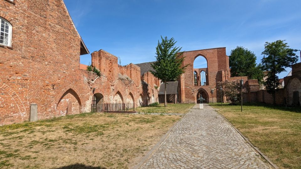 Stralsund: Historical Old Town Self-guided Walking Tour - Duration and Distance