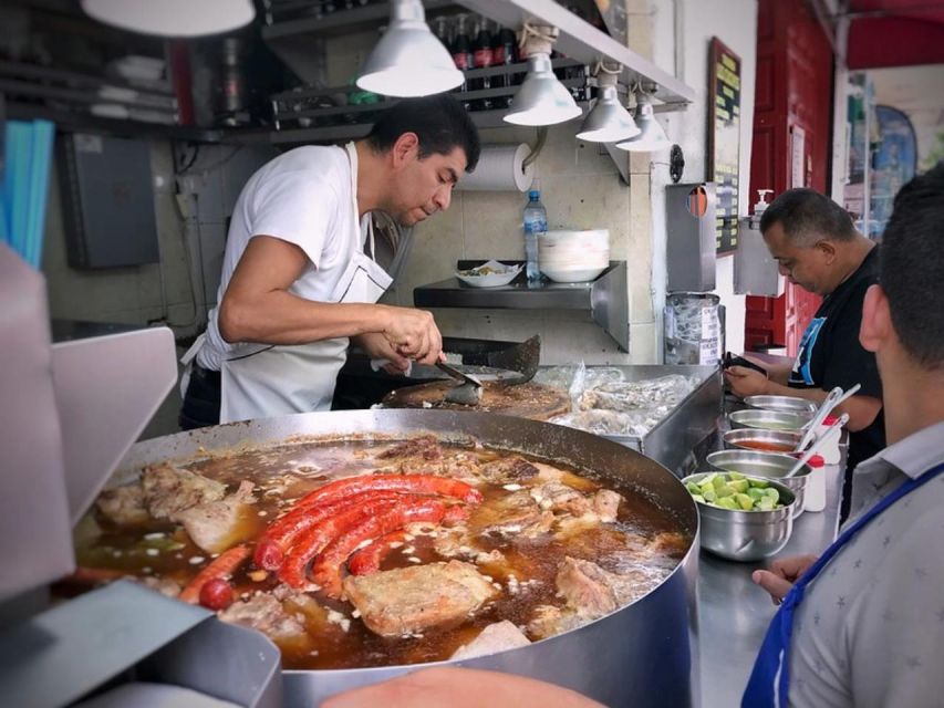 Street Food Tour Mexico City: Yummy Flavors and History - Discovering Mexicos Food History