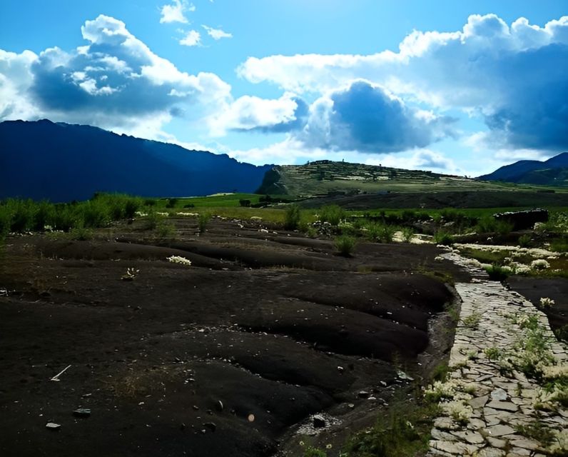 Sucre: 1 Day Trek in the Crater of Maragua and Inca Trails - Pricing and Booking Details