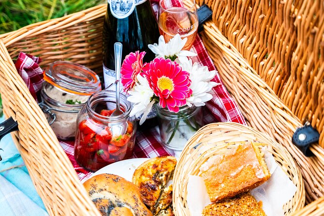 Sussex Vineyard & Winery Bus Tour on Iconic Vintage London Bus - Booking and Cancellation Policy