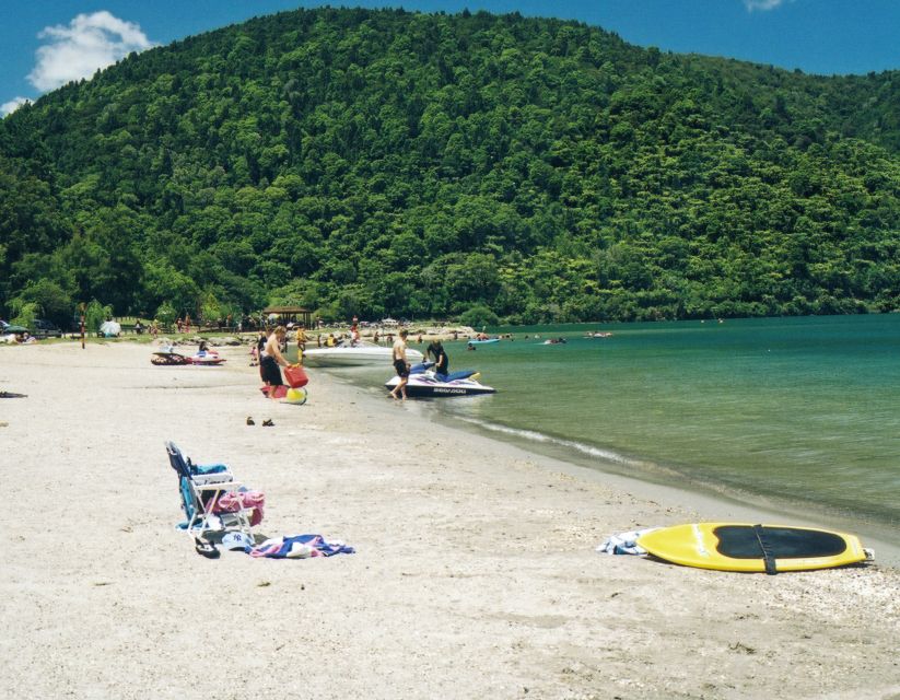 Tarawera and Lakes 2-Hour Duck Eco Tour - Location