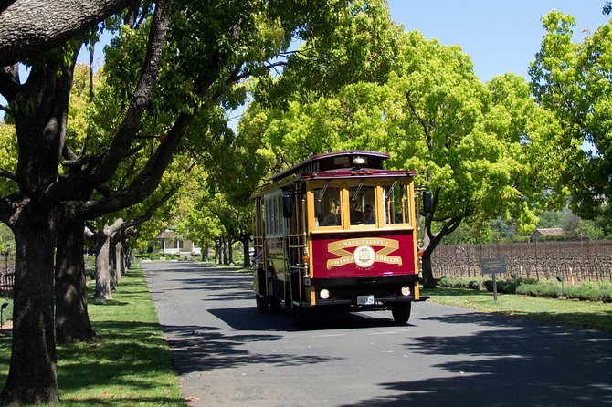 The Original Napa Valley Wine Trolley Classic Tour - Wine Tasting Insights