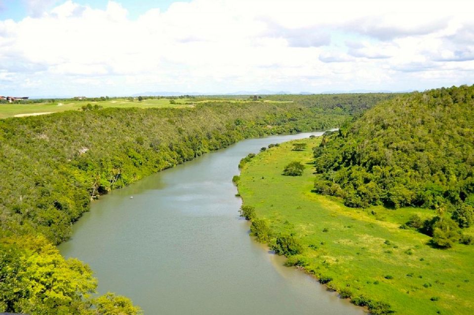 The Wonders Cave & Altos De Chavon - Altos De Chavon