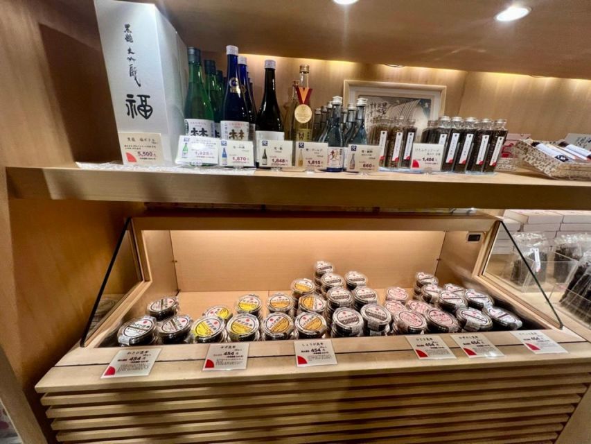 Tokyo: Dashi Drinking and Shopping Tour at Nihonbashi - Small Group Tour Details