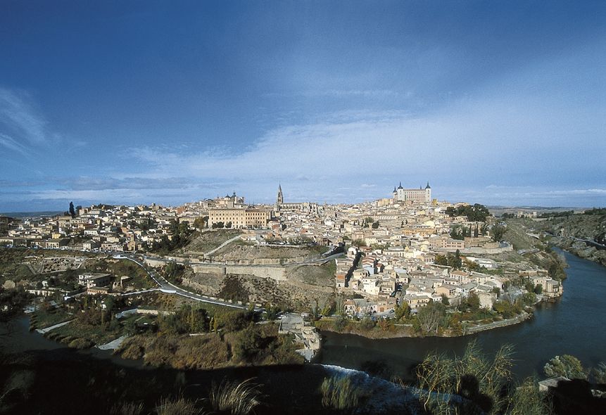 Toledo: Private Monuments Walking Tour With Monument Entry - Duration and Cancellation