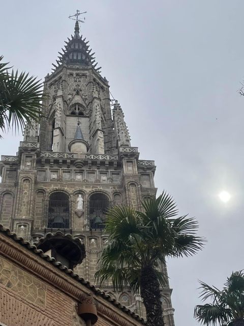 Toledo: Private Walking Tour With a Local Guide - Historic Casco Histórico