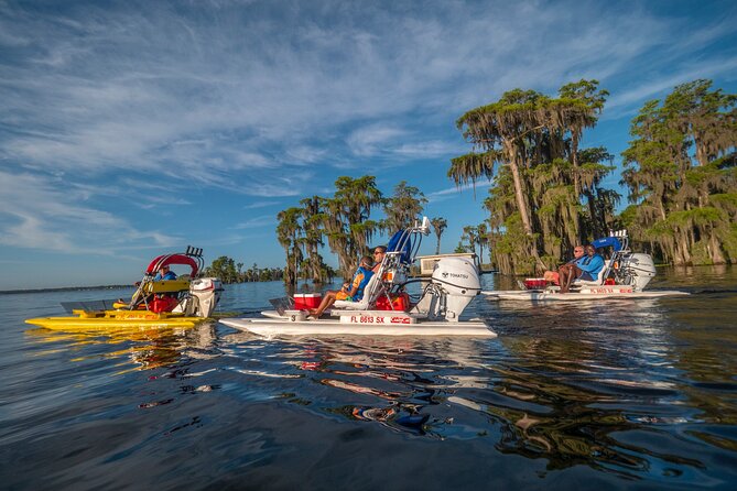 Tour of Lakes Escape by Personal Catamaran - Ideal for Adventure Seekers