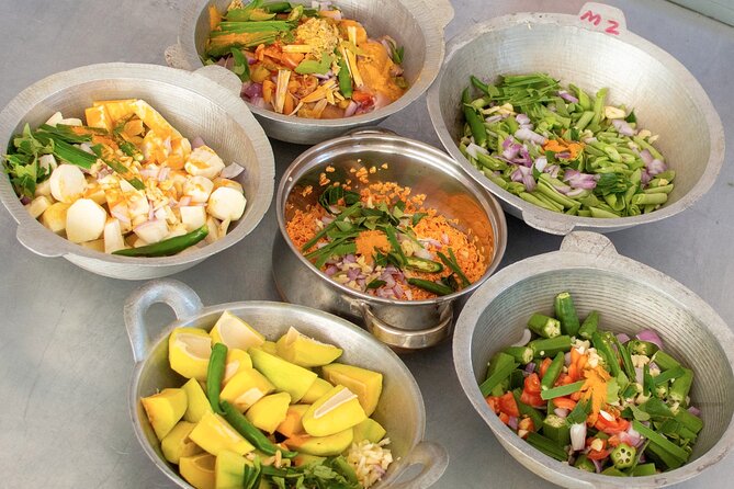 Traditional Cooking Small-Group Class in Unawatuna - Local Attractions