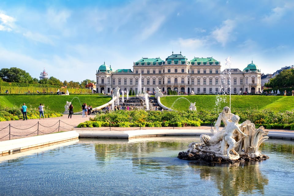 Transfer From Salzburg to Vienna, English-Speaking Driver - Customization and Flexibility