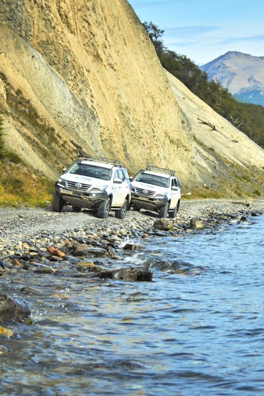 Ushuaia: Off-Road 4X4 Lakes Tour - Booking Process
