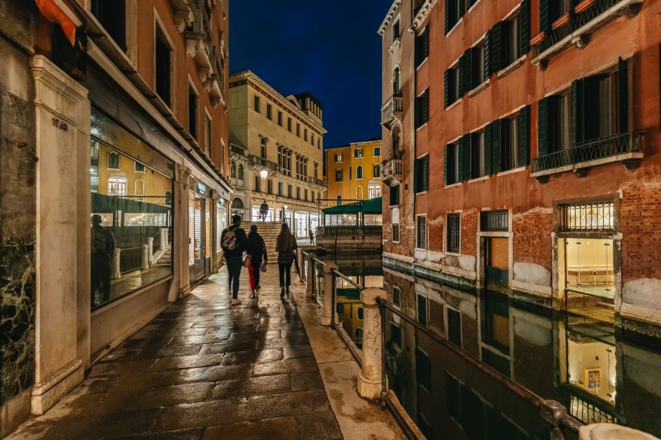 Venice: The Ghost & Legends Walking Tour - Customer Feedback Overview