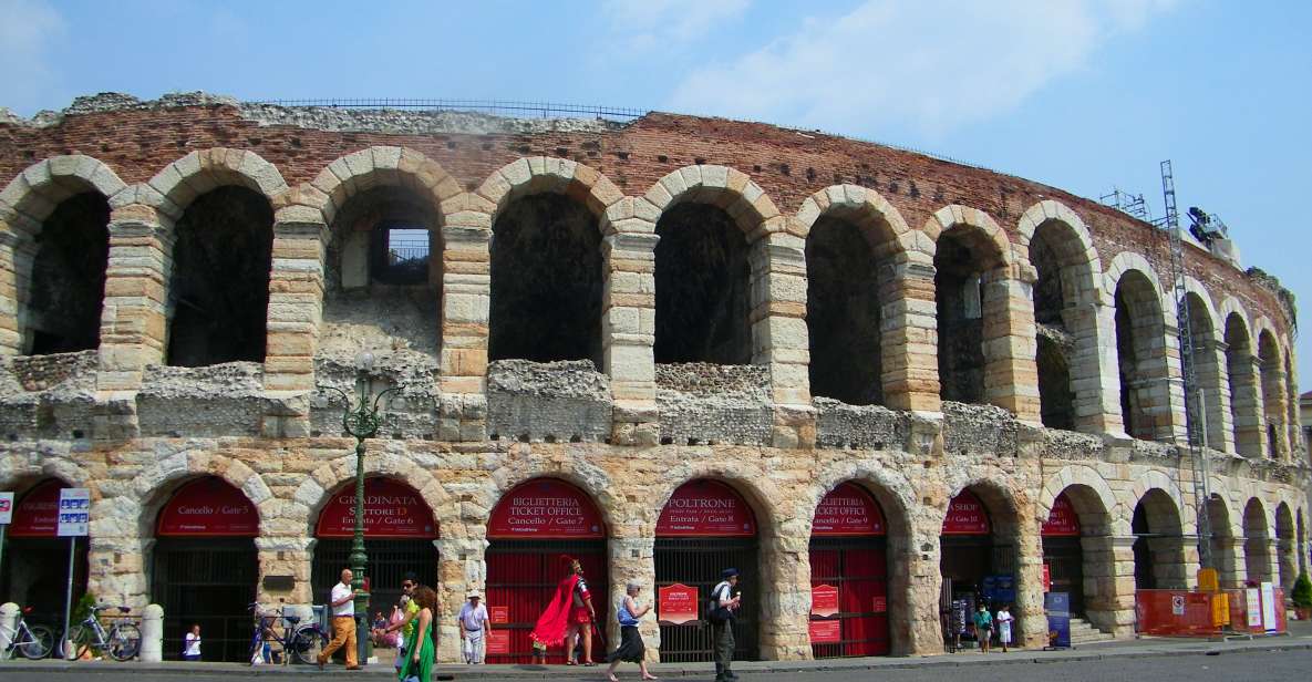 Verona Private Tour: the Place of Lovers - Arena of Verona and Grandeur